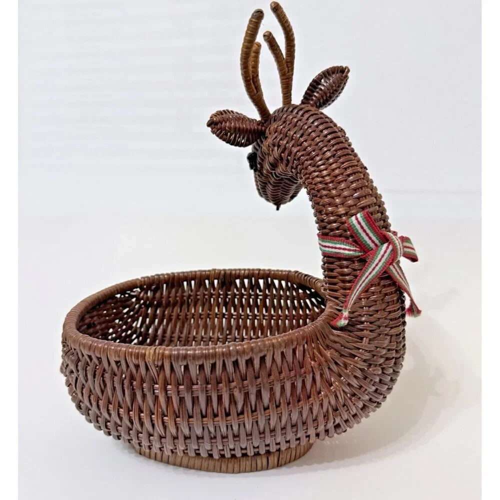 VTG Reindeer Deer Basket Wicker Rattan Woven Plant Decor Holiday Christmas